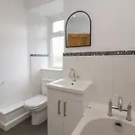 Boundary House بيت للعطل