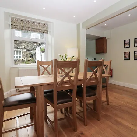 بيت للعطل Boundary House ويندرمير